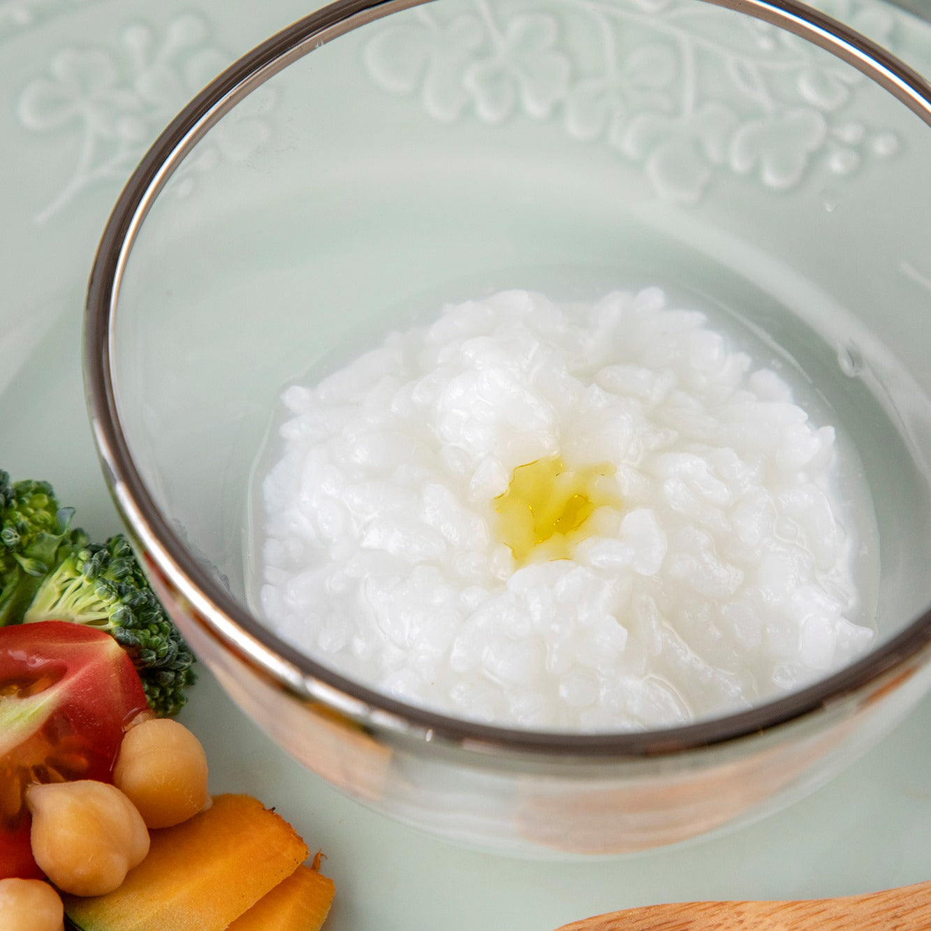 №５　離乳食からのオリーブオイル　ニーニョス 250ml箱なし